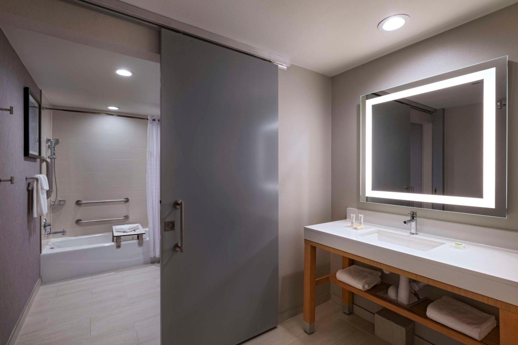 Hyatt Place Austin Lake Travis/Four Points Екстер'єр фото