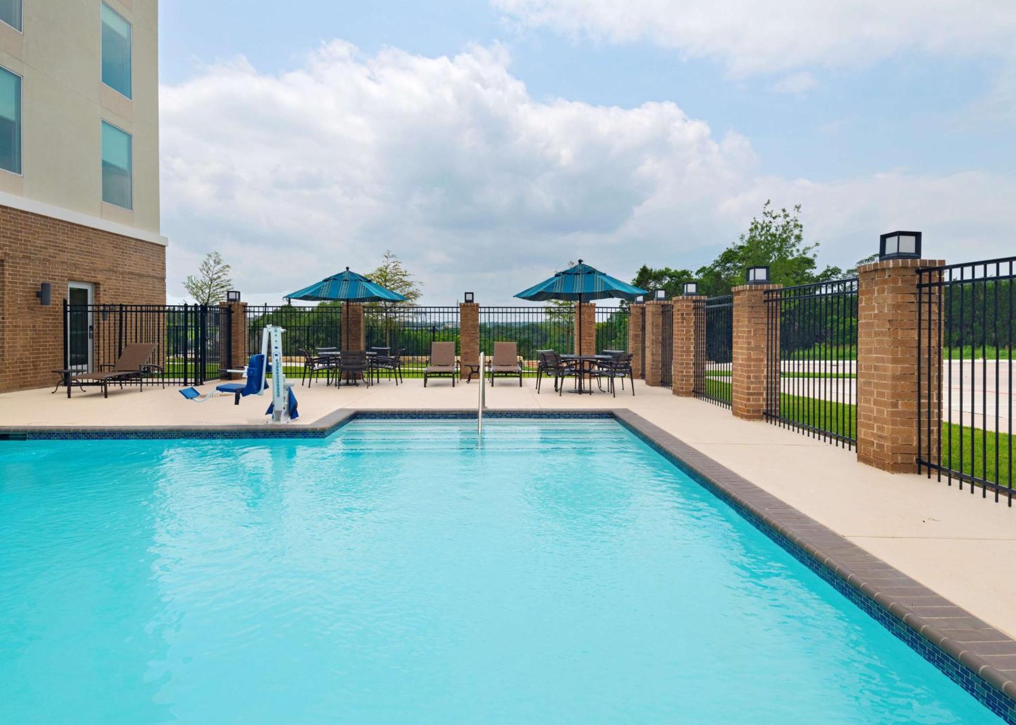 Hyatt Place Austin Lake Travis/Four Points Екстер'єр фото